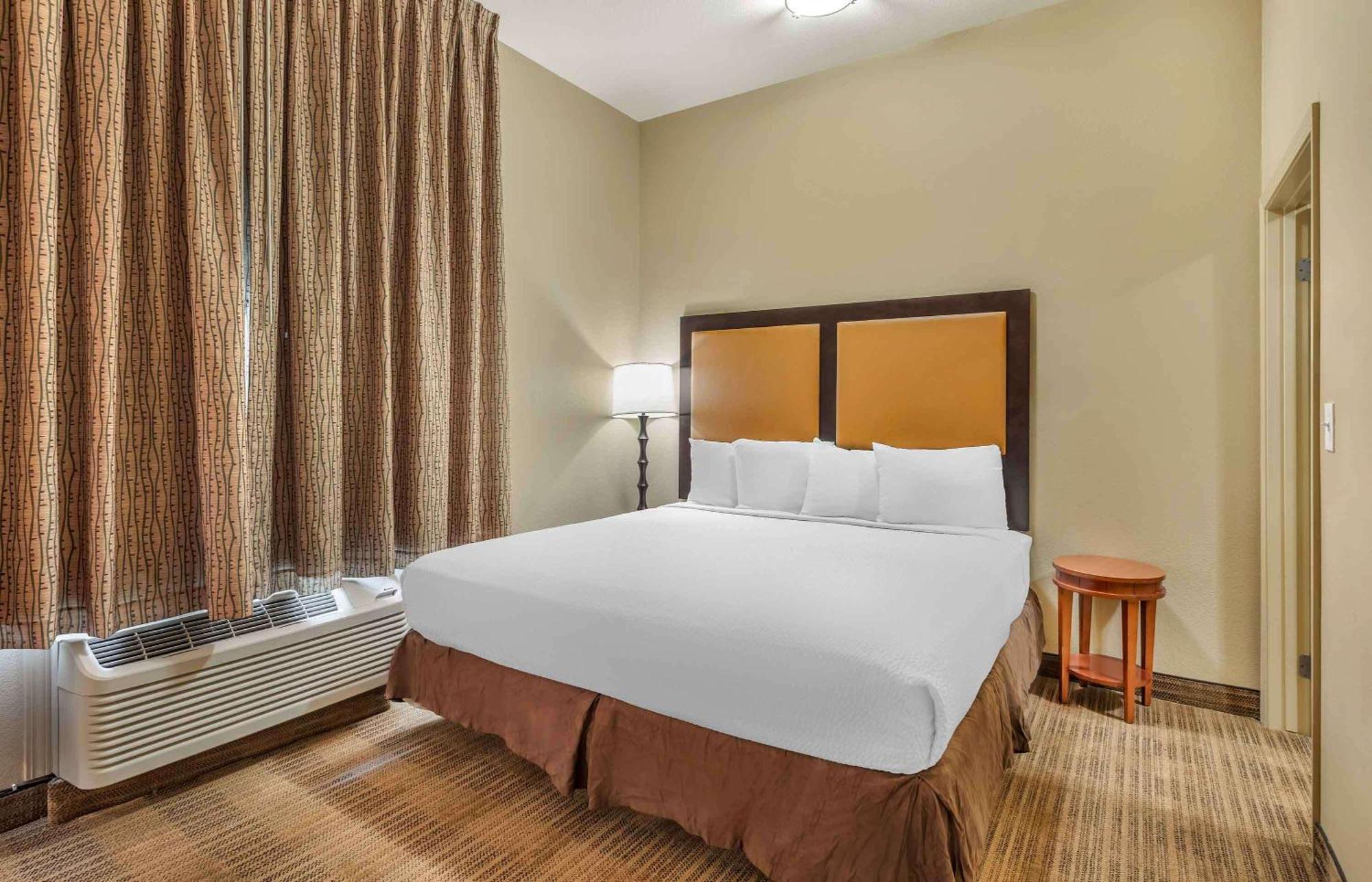 เอ็กซ์เทนด์ สเตย์ อเมริกา - เบเคอร์สฟิลด์ - เชสเตอร์เลน Hotel เบเกอร์สฟีลด์ ภายนอก รูปภาพ