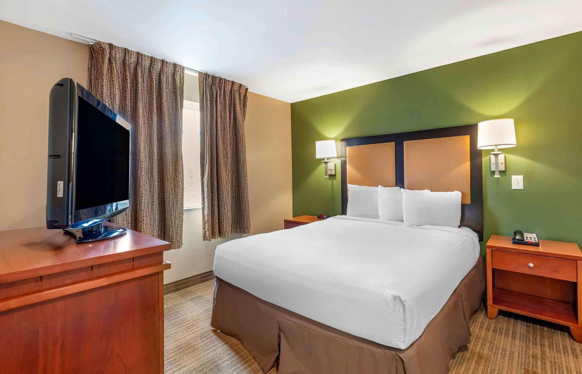 เอ็กซ์เทนด์ สเตย์ อเมริกา - เบเคอร์สฟิลด์ - เชสเตอร์เลน Hotel เบเกอร์สฟีลด์ ภายนอก รูปภาพ